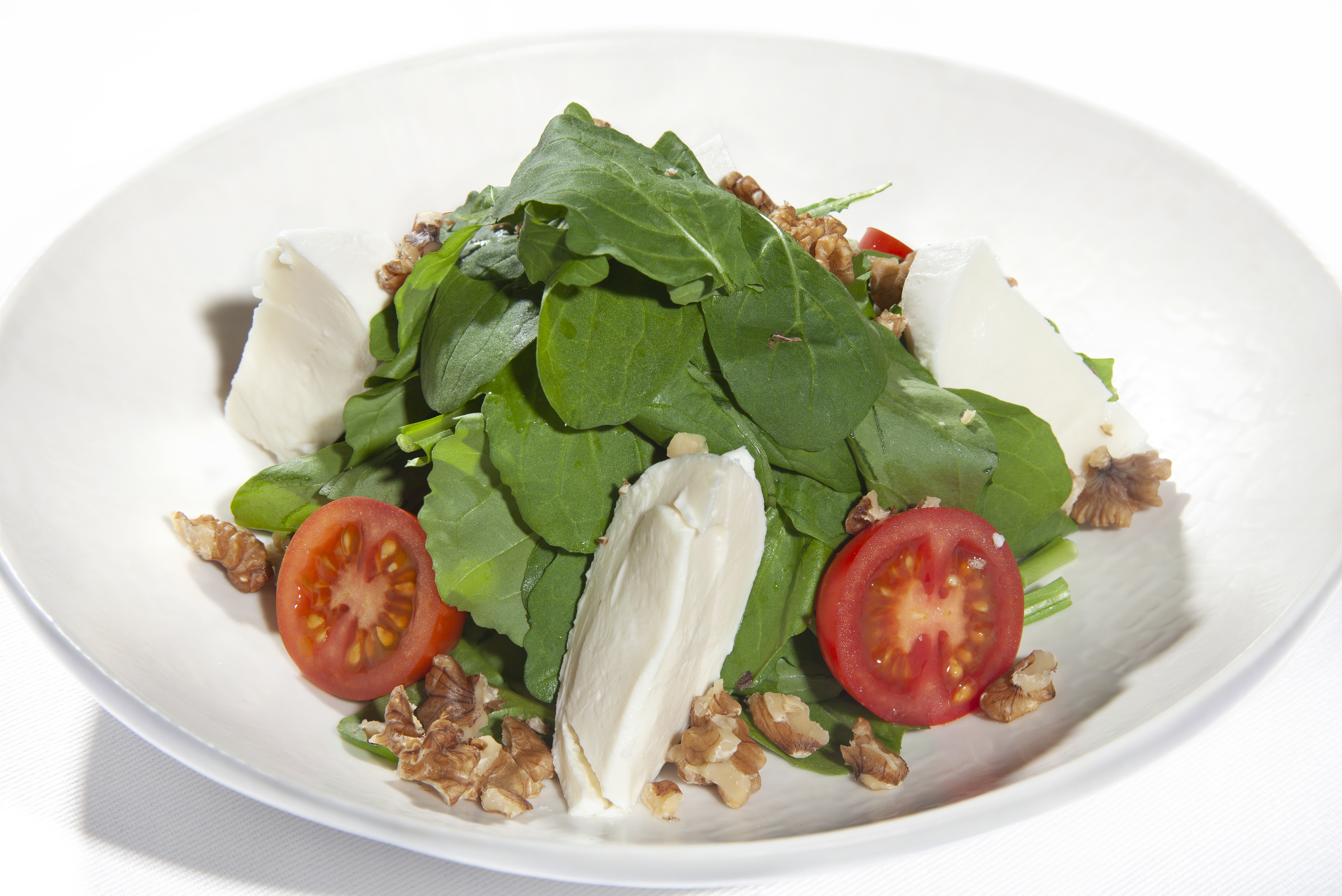 Mozzarella Peynirli Roka Salatası